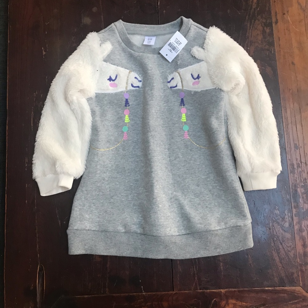 🌈🌈🌈 NWT llama Sweatshirt by GAP 🌈🌈🌈